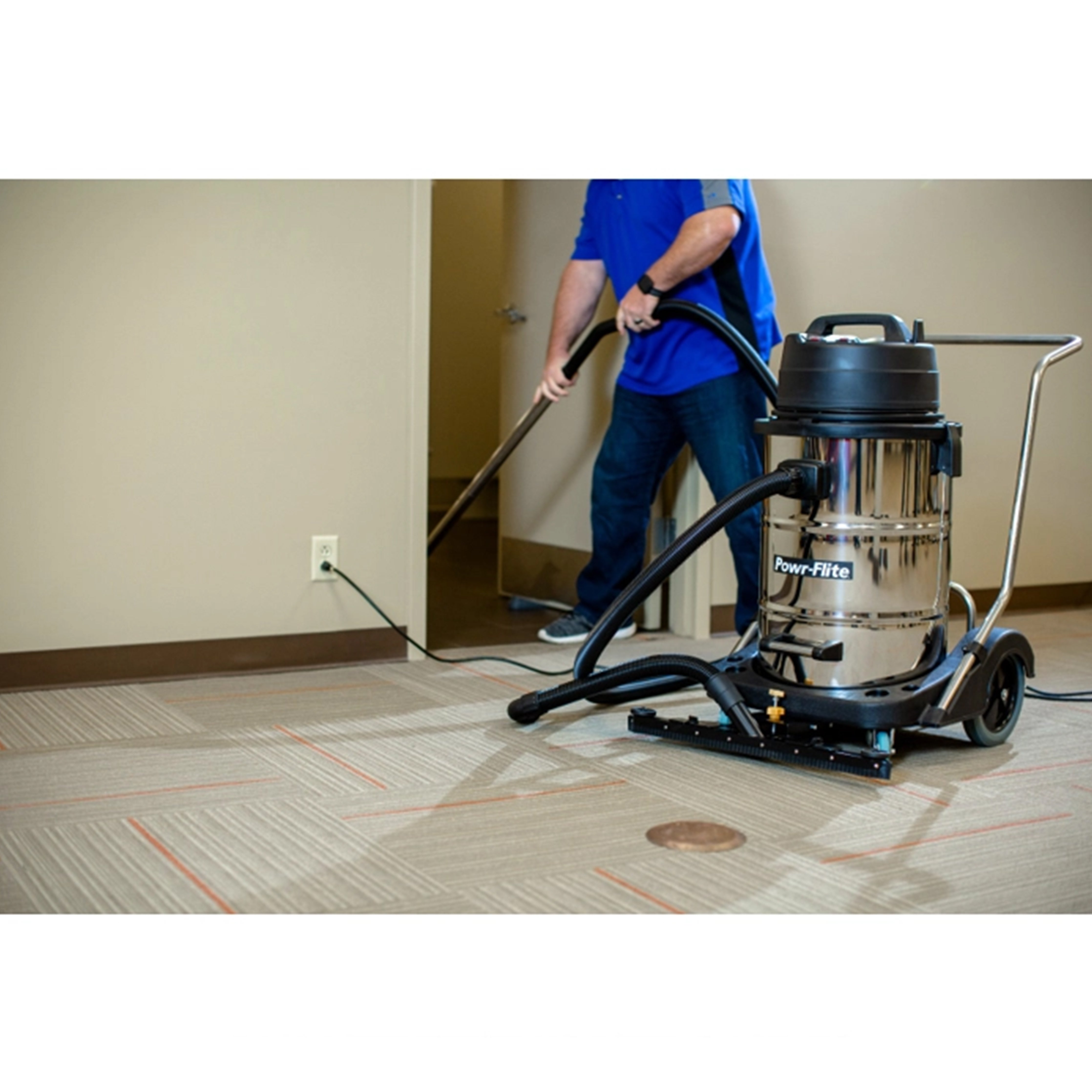 Powr-Flite 20 gallon dual-motor wetdry vacuum w